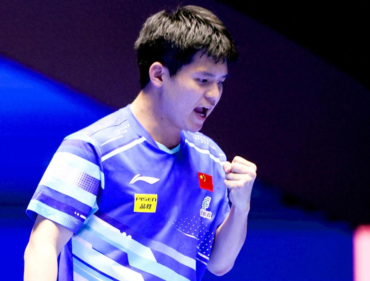 斯洛伐克队成功突围,创造奇迹 斯洛伐克队成功突围,创造奇迹