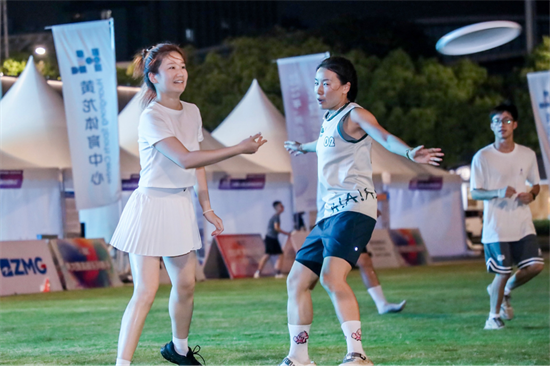 大洋洲女足摘金南极，掀起“热情澎湃”助威声浪！