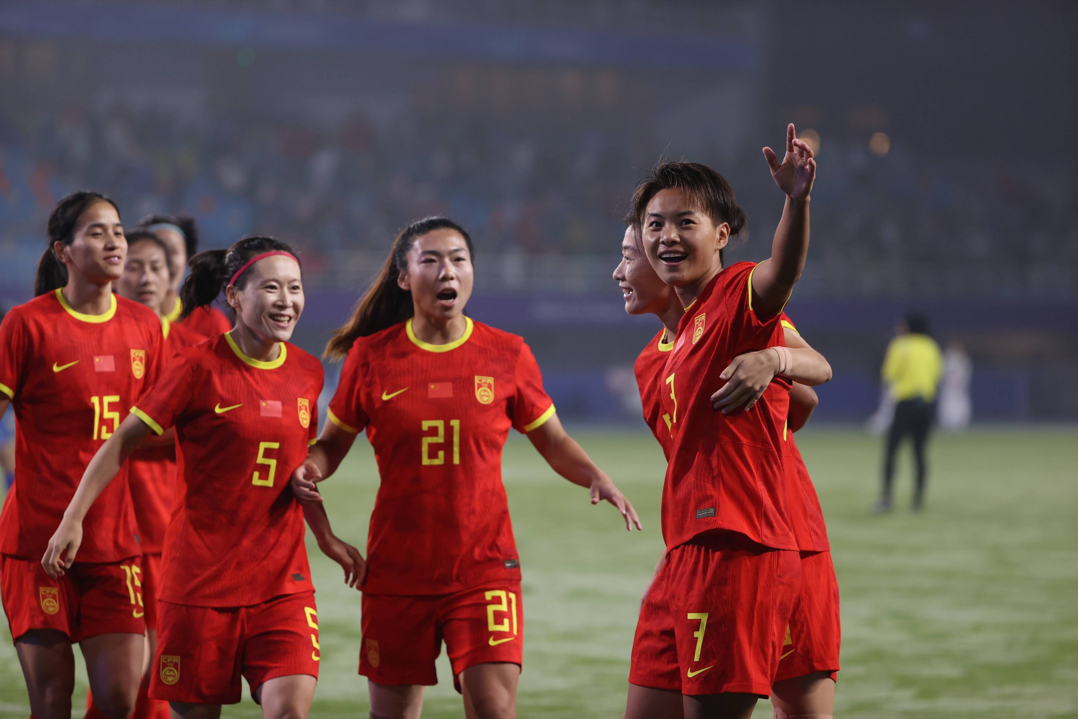 关于紧张角逐:国内女足精英队伍争夺胜利的信息 关于紧张角逐:国内女足精英队伍争夺胜利的信息